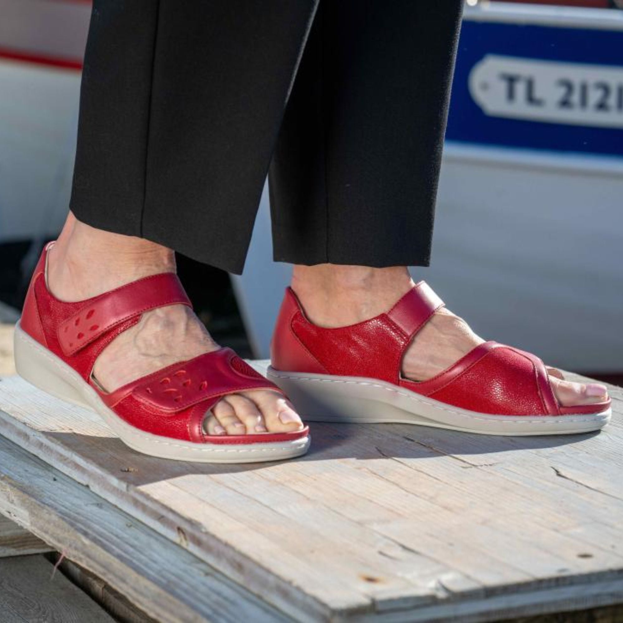 Chaussures femme Pétilla - Cuir - Gamme CHUT - deux coloris - Gibaud